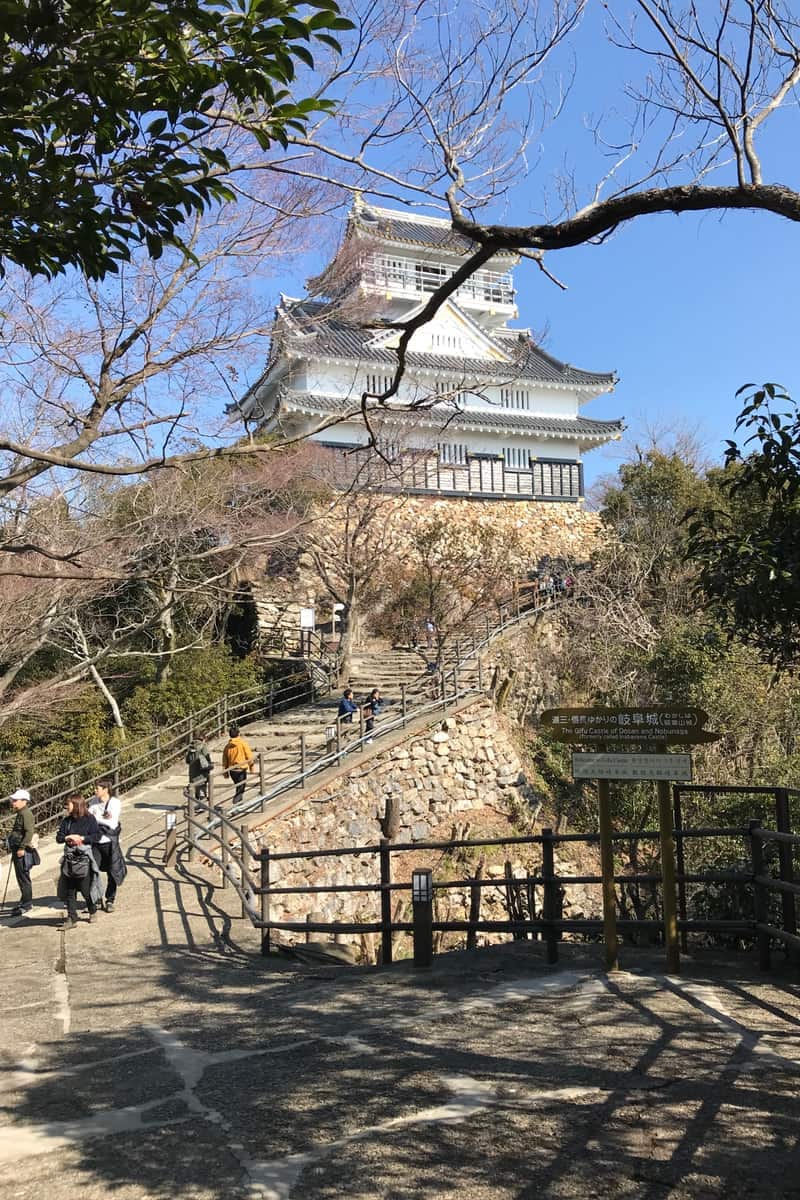 岐阜市實景照（Brchen9405 / CC BY-SA 4.0 / Wikimedia Commons）