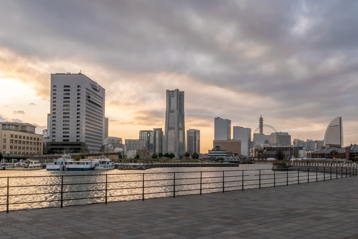 橫濱市實景照(Kevin Phu / CC BY 3.0 / Wikimedia Commons)