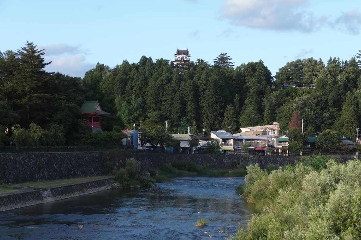 橫手市實景照(掬茶 / CC BY-SA 3.0 / Wikimedia Commons)