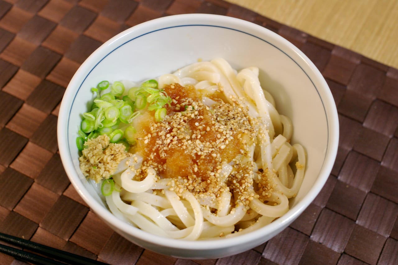 A bowl of clear-broth Sanuki udon, a Kagawa specialty
