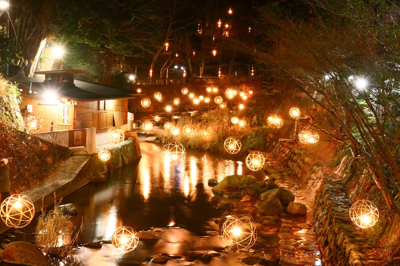 Bamboo mari lanterns lit during Kurokawa Onsen's winter Yuakari