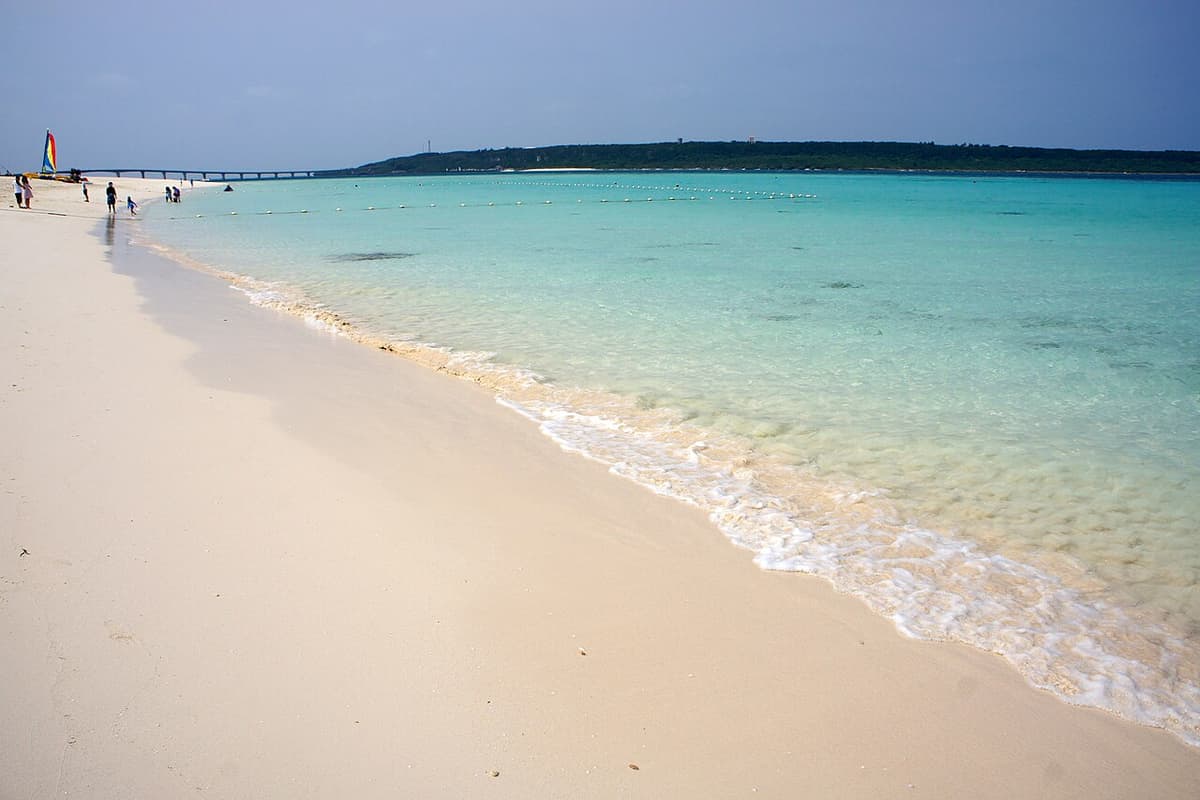 The long white sand and clear sea of Yonaha Maehama Beach on Miyakojima
