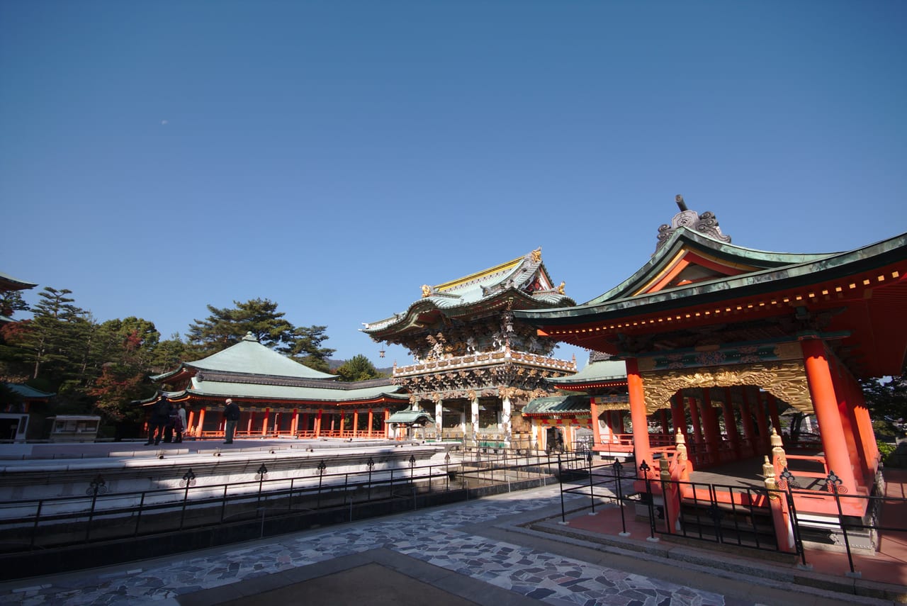 生口島耕三寺境內未来心の丘的純白大理石庭園與雕塑