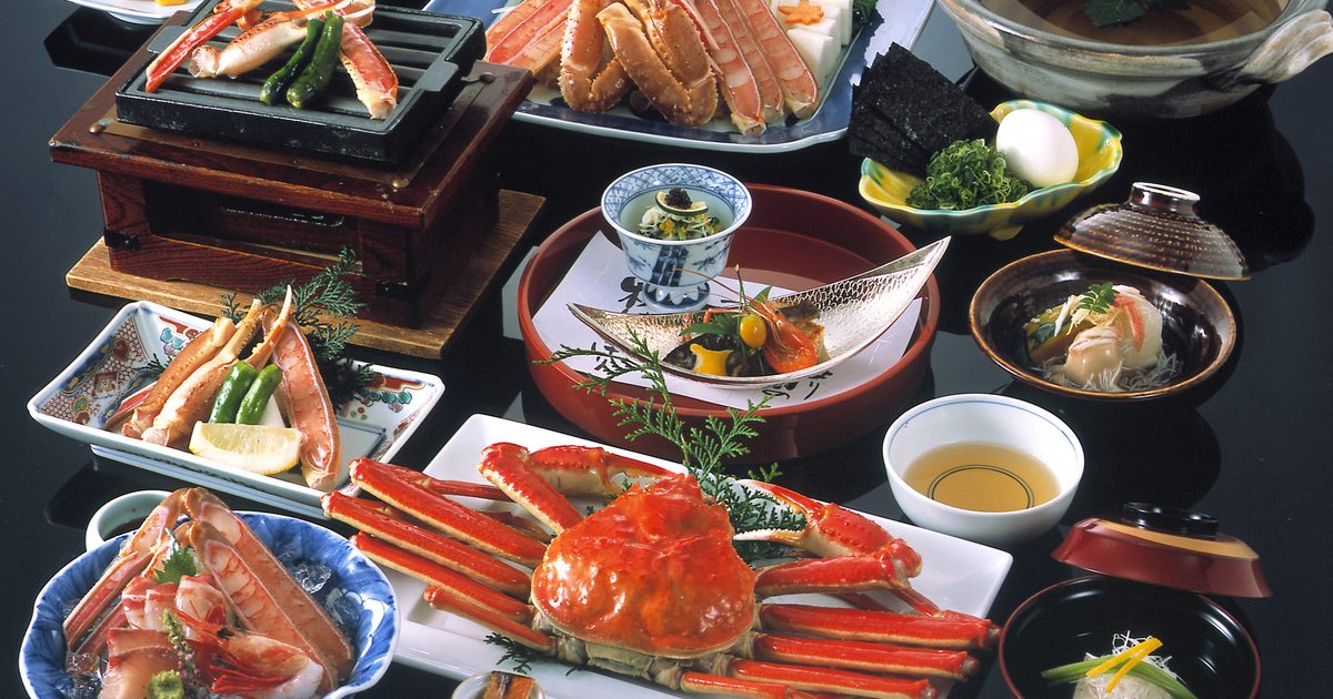 A Japanese crab full-course spread centred on Matsuba (snow) crab